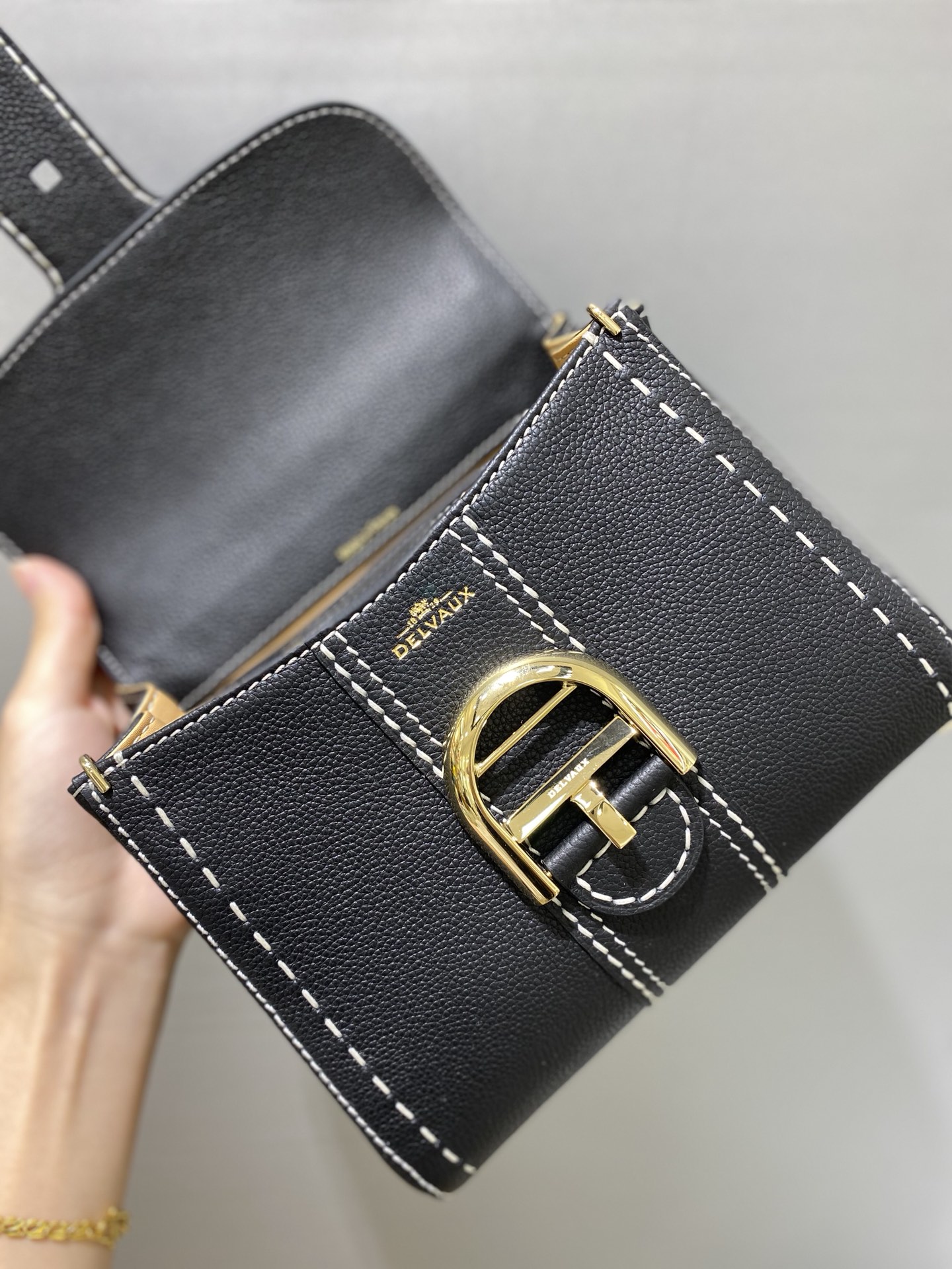 델보 브리앙 박스백 미니